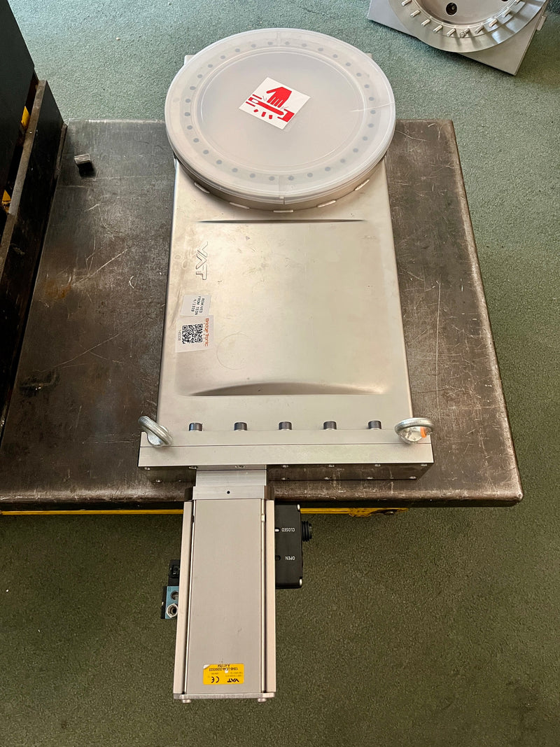 VAT 10848 UE 44 0006 0033 Gate Valve
