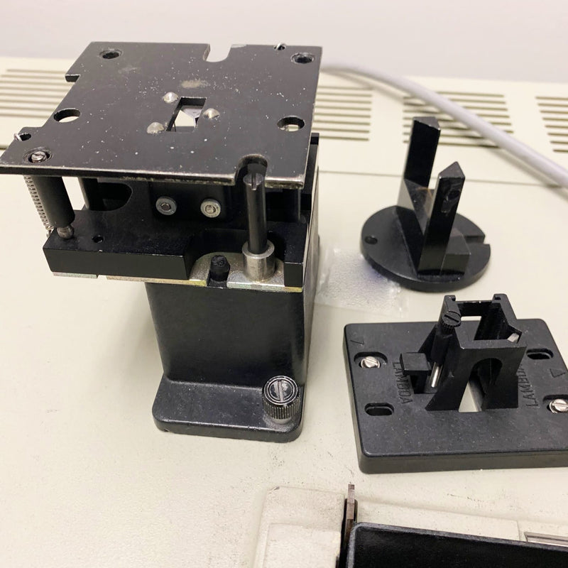 Perkin Elmer Lambda 900 Spectrometer