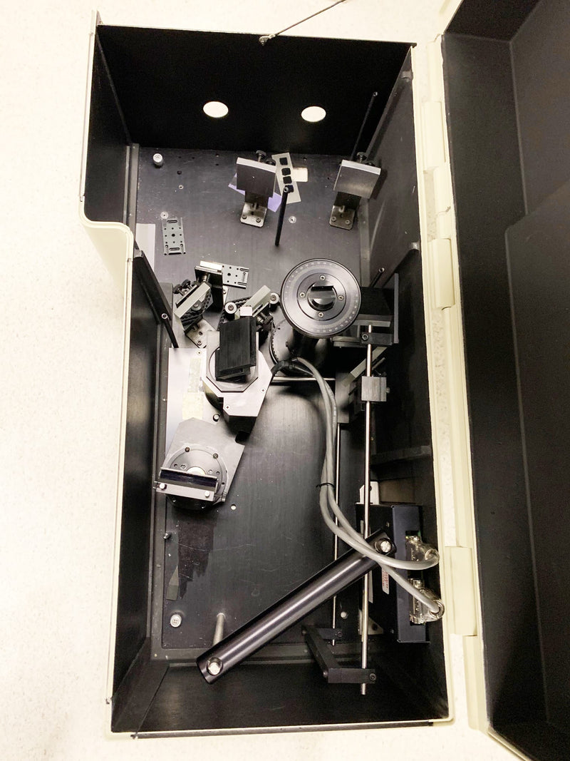 Perkin Elmer Lambda 900 Spectrometer