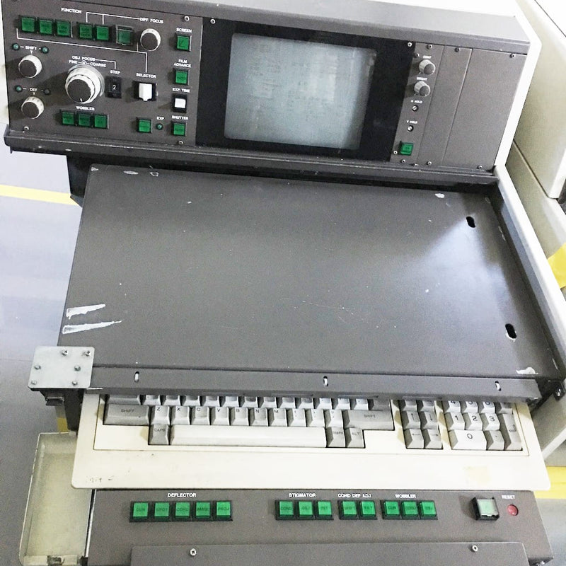 Jeol JEM 2010 UHR TEM (Transmission Electron Microscope)