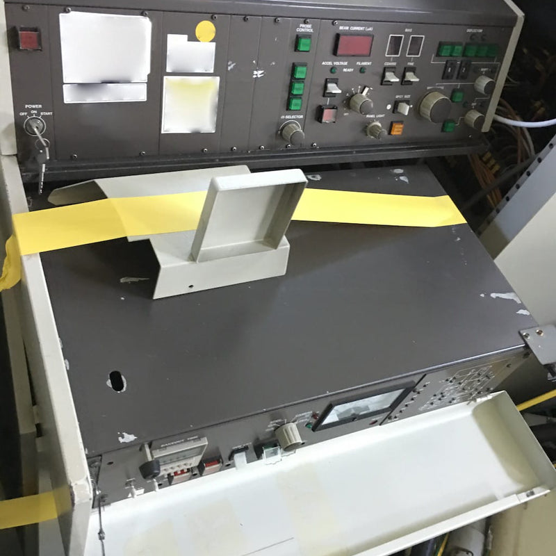 Jeol JEM 2010 UHR TEM (Transmission Electron Microscope)