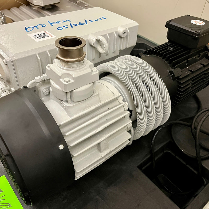Pfeiffer Hena 100 Vacuum Pump