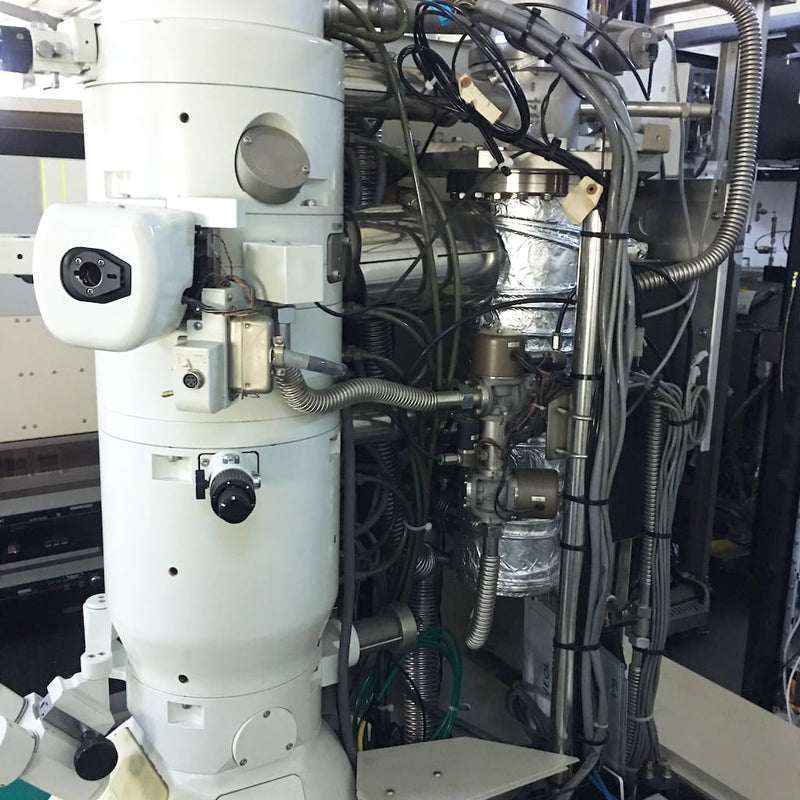 Jeol JEM 2010 UHR TEM (Transmission Electron Microscope)