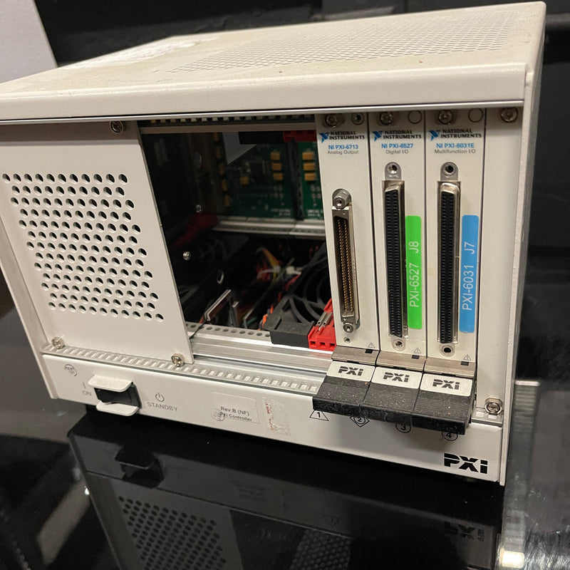 National Instruments PXI 1031 Measuring and Test Equipment
