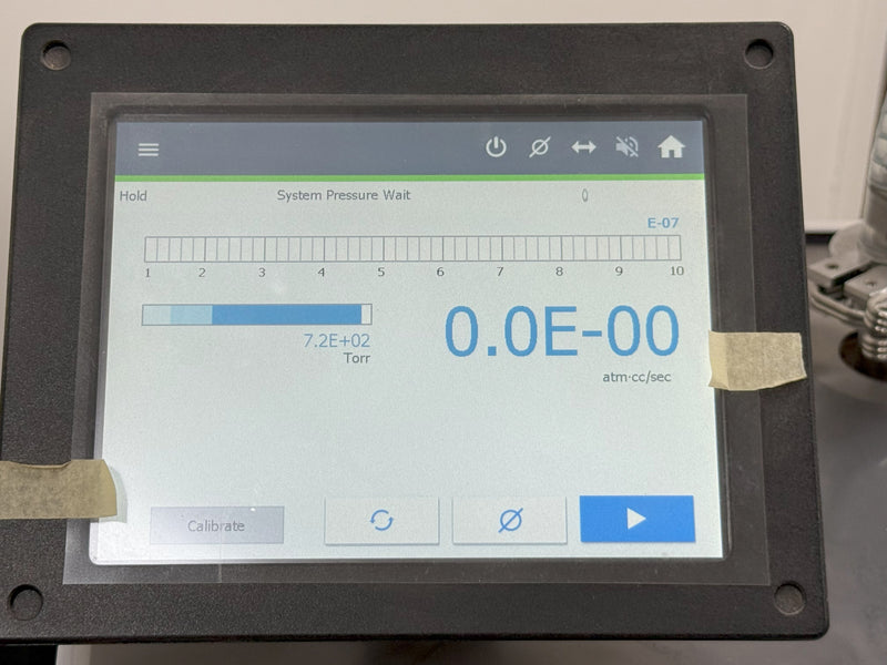 Agilent HLD PD 03 Portable Dry Helium Leak Detector
