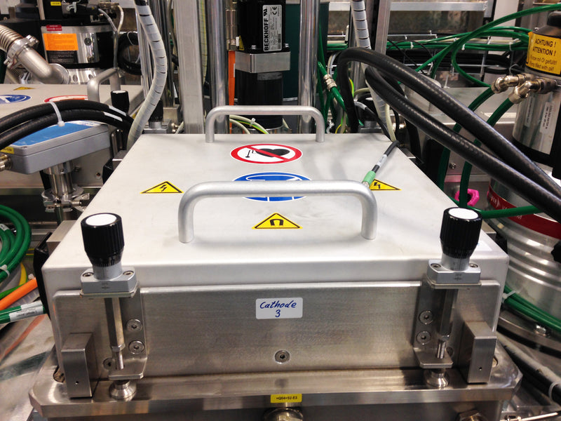 Leybold Helios 800 Sputter Coater