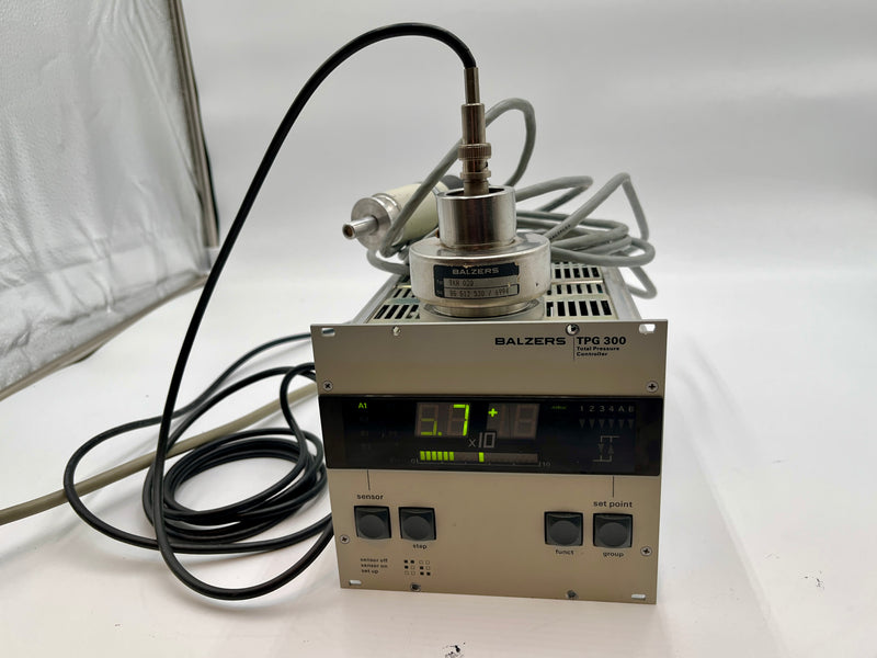 Balzers Pfeiffer TPG 300 Pressure Controller