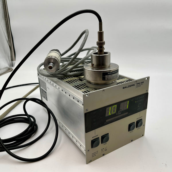 Balzers Pfeiffer TPG 300 Pressure Controller