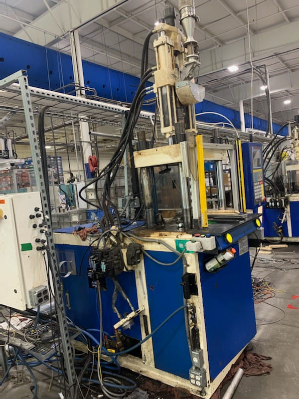 AHITOP Vertical Injection Mold Machine