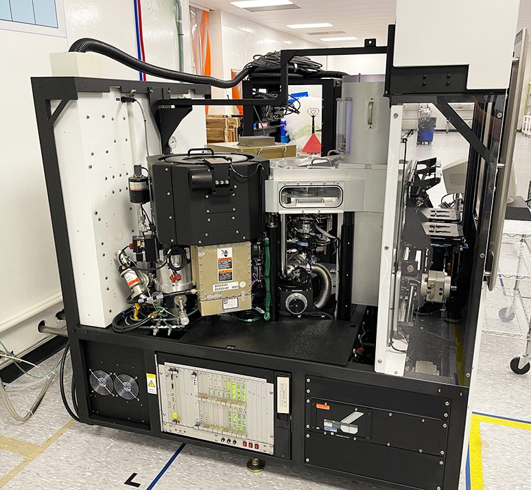 Applied Materials P 5000 Etcher