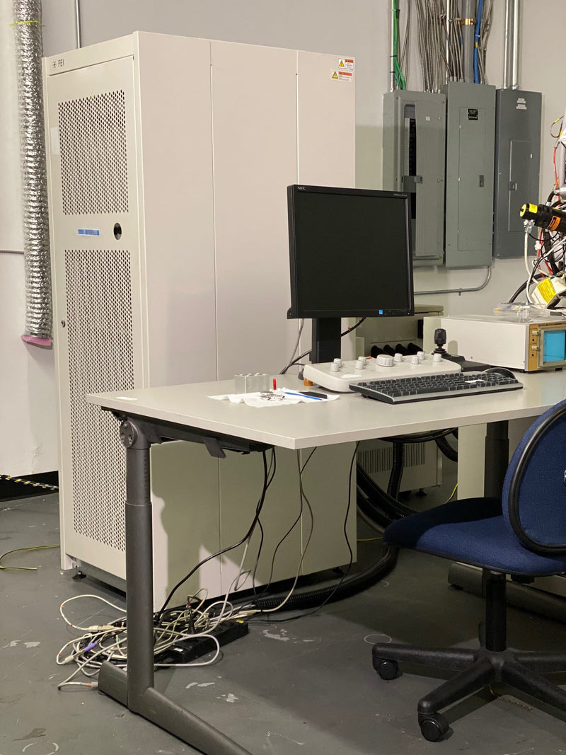 Thermo Fisher Scientific / FEI Strata 400 Dual Beam Electron Microscope