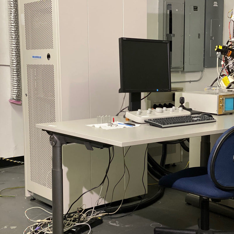 Thermo Fisher Scientific / FEI Strata 400 Dual Beam Electron Microscope