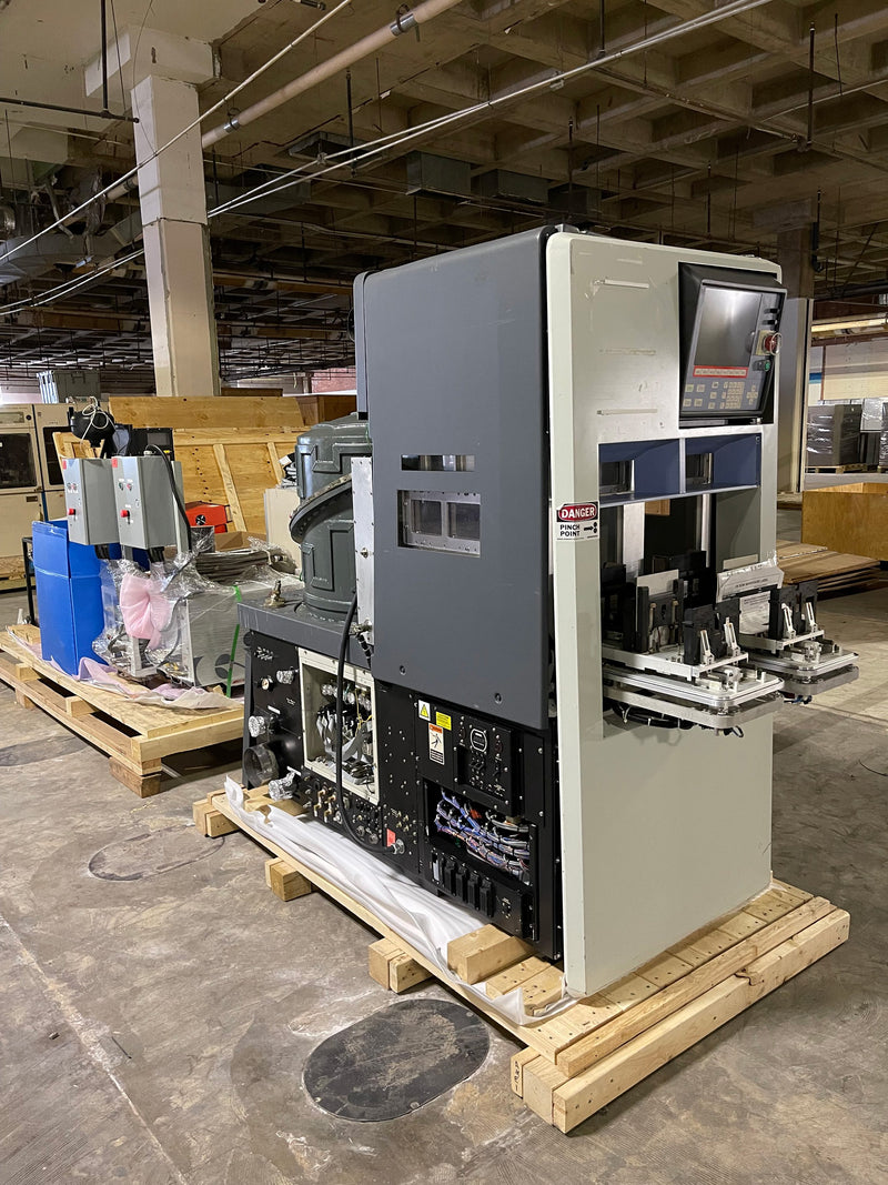 Applied Materials AME 8130 Etcher