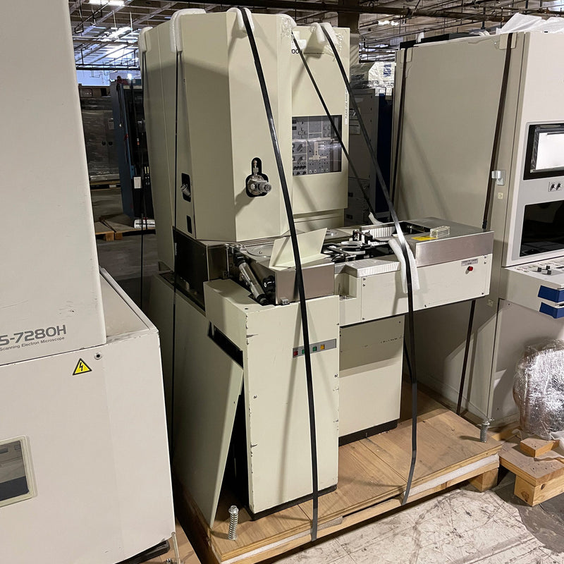 Hitachi 6200 H CD-SEM (Critical Dimension Scanning Electron Microscope)