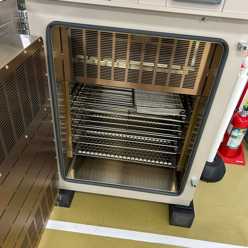 ESPEC PVHC 211 M Oven