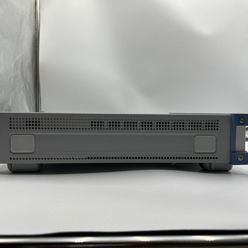 Rohde & Schwarz SMV 03 Vector Signal Generator