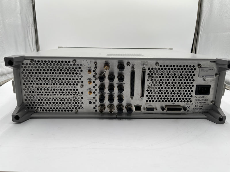 Agilent E 4438 C ESG Vector Signal Generator