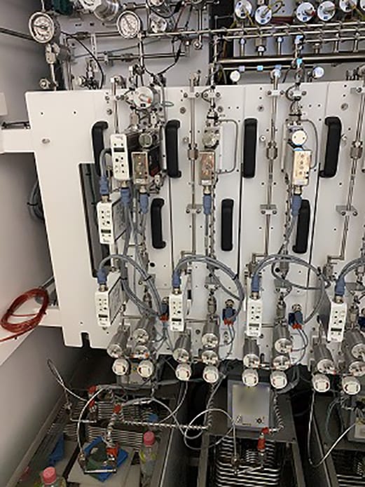 Veeco / Emcore K 465 i MOCVD (Metal Organic Chemical Vapor Deposition)