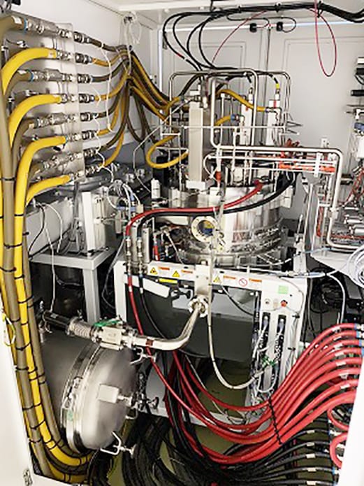 Veeco / Emcore K 465 i MOCVD (Metal Organic Chemical Vapor Deposition)