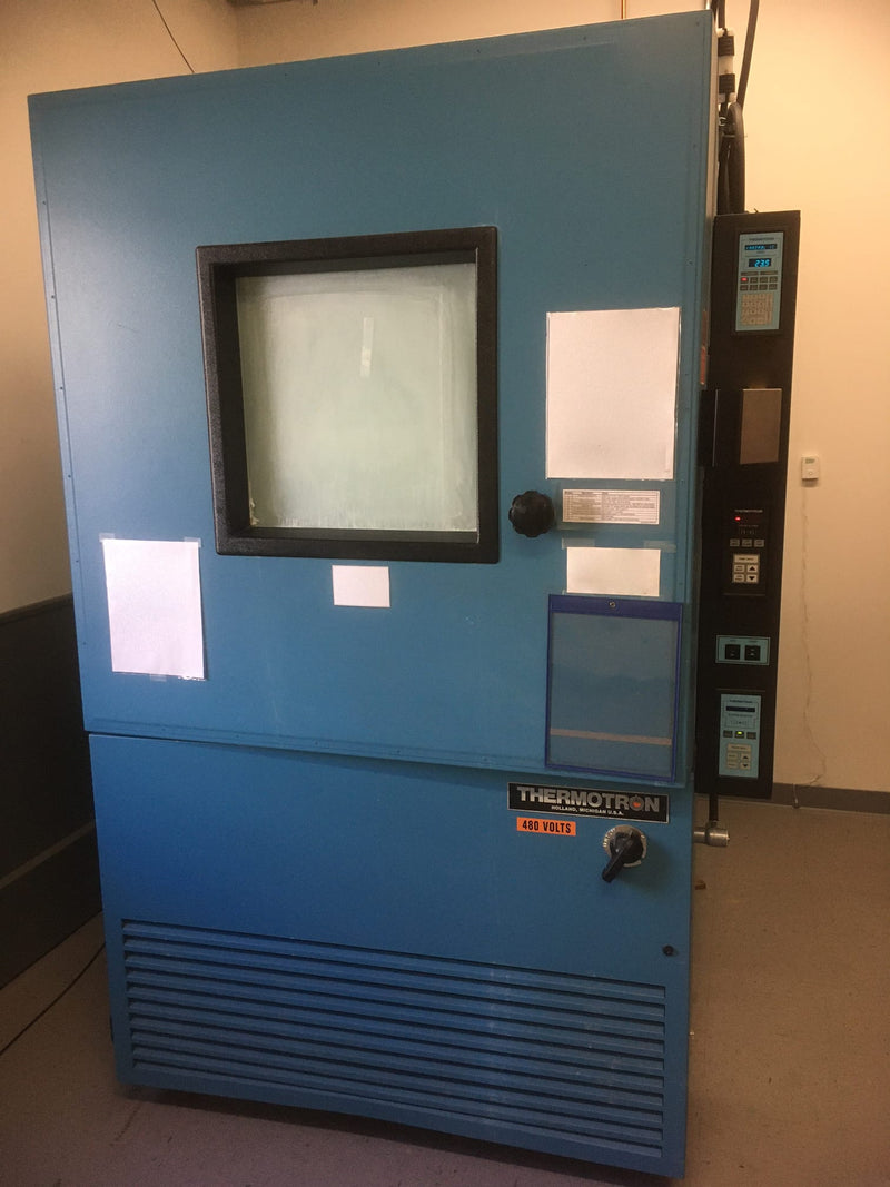 Thermotron SM 32 C Temperature / Humidity Cycle Chamber