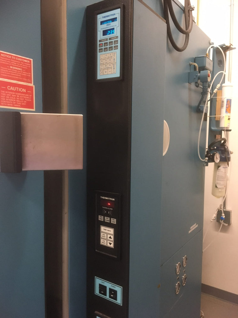 Thermotron SM 32 C Temperature / Humidity Cycle Chamber