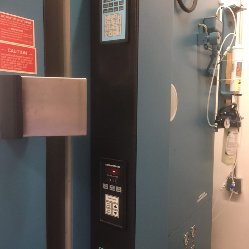 Thermotron SM 32 C Temperature / Humidity Cycle Chamber