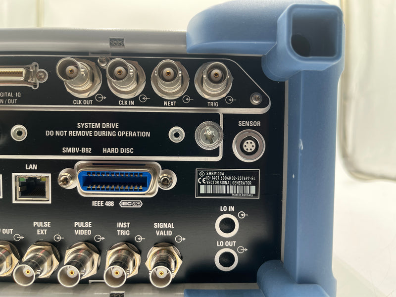 Rohde & Schwarz SMBV 100 A Vector Signal Generator