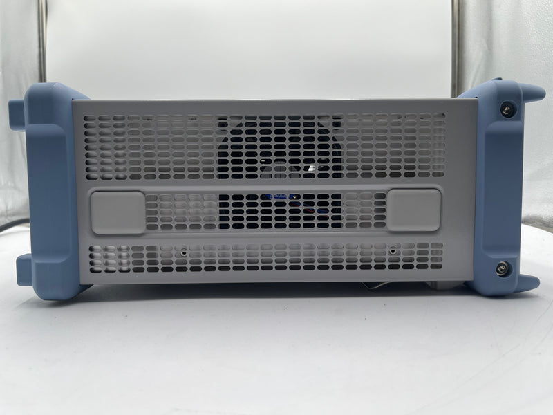 Rohde & Schwarz SMBV 100 A Signal Generator