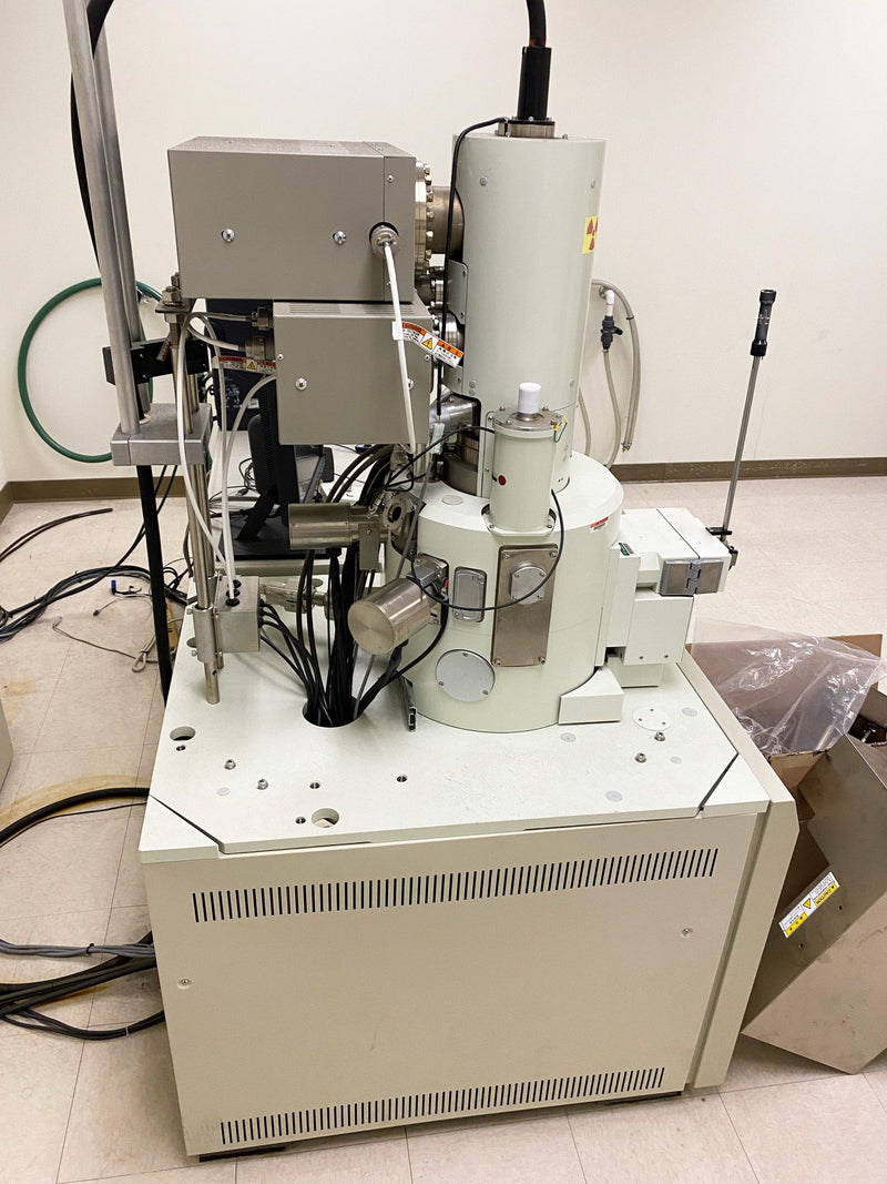Jeol JSM 6700 F FE-SEM (Field Emission Scanning Electron Microscope)