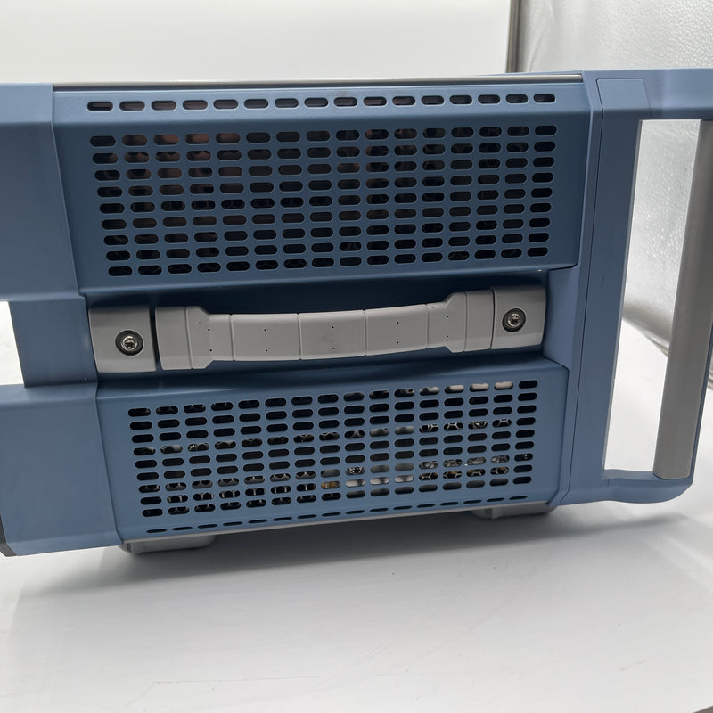 Rohde & Schwarz ZNB 20 Vector Network Analyzer