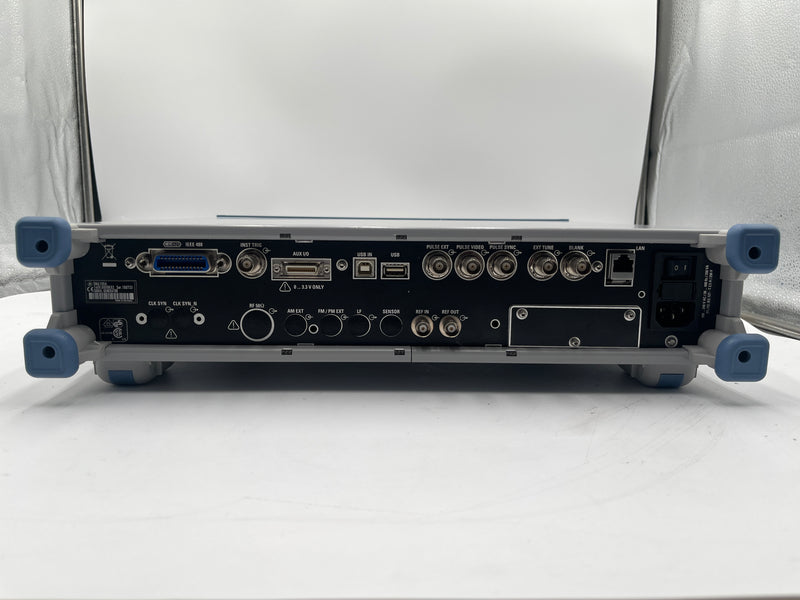 Rohde & Schwarz SMA 100 A Signal Generator