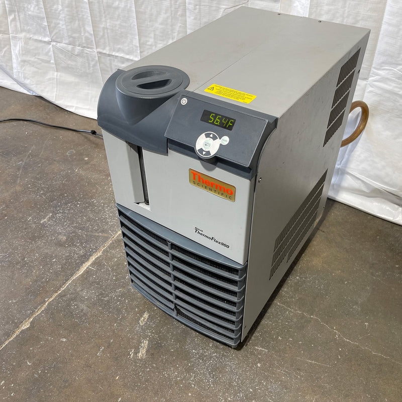 Thermo Scientific Thermoflex 900 Recirculating Chiller