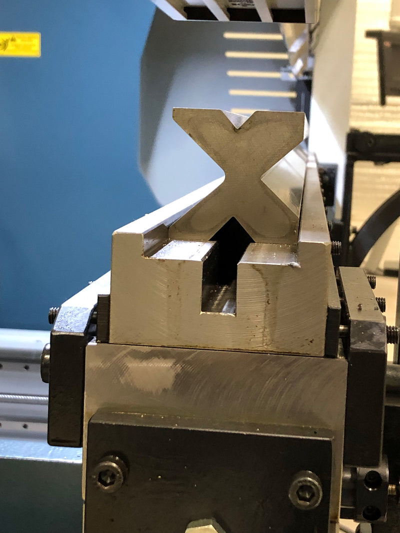 Durmazlar AD R 1260 CNC Press Brake