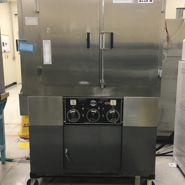 Blue M AC-7702 HC-1 Environmental Chamber