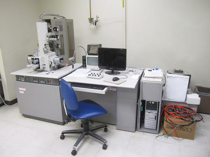 Hitachi S 4300 SEM (Scanning Electron Microscope)