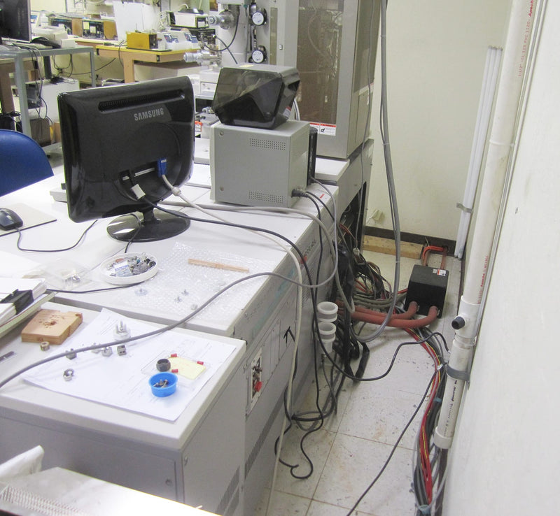 Hitachi S 4300 SEM (Scanning Electron Microscope)