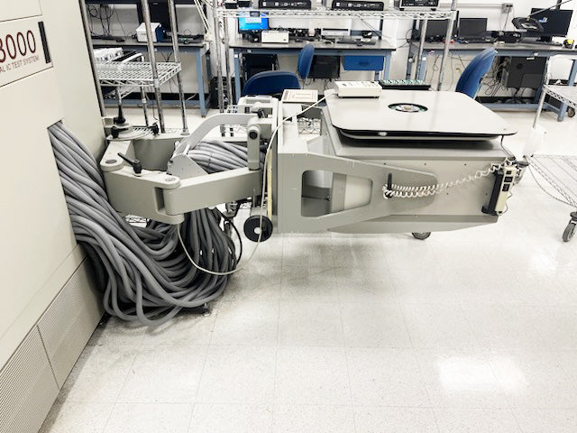 Advantest 83000 F 330 T Tester