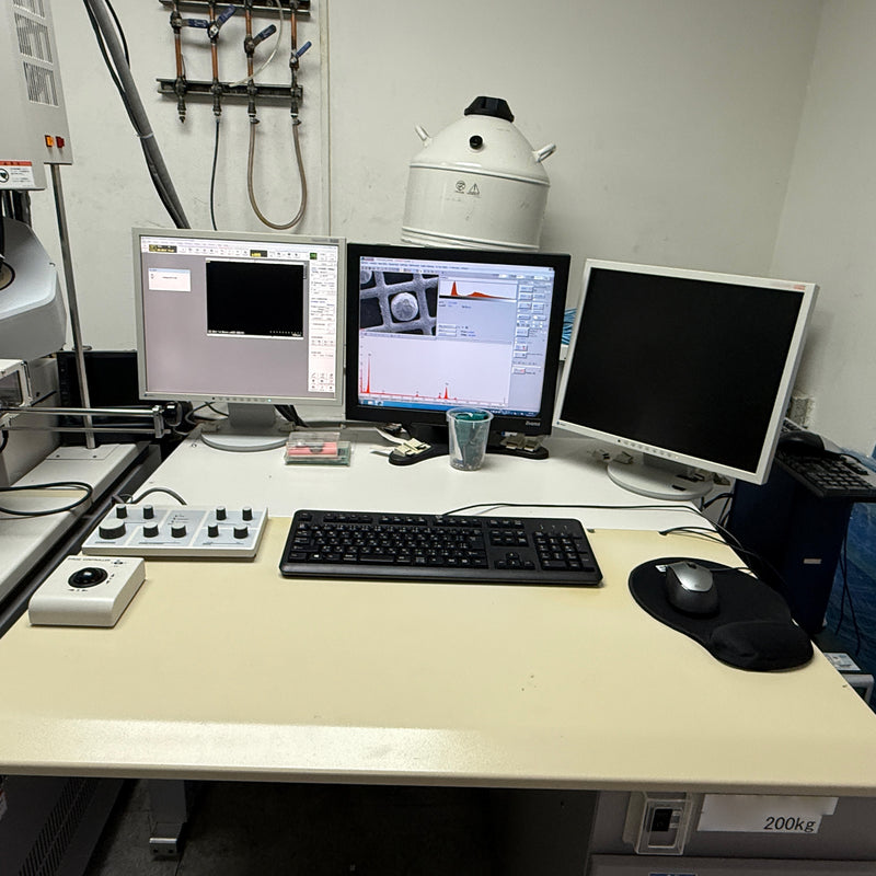 Hitachi SU 70 SEM (Scanning Electron Microscope)
