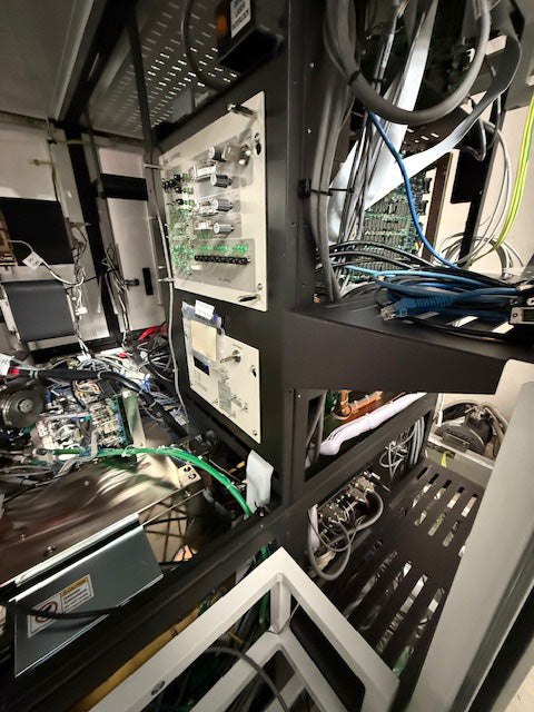 Hitachi S 9300 CD-SEM (Critical Dimension Scanning Electron Microscope)