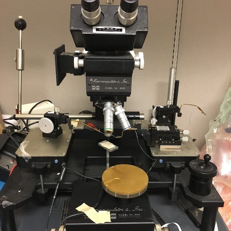 Micromanipulator 6000 Probe Station