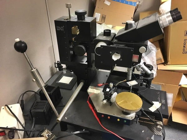 Micromanipulator 6000 Probe Station