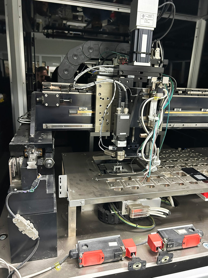 Veeco Optium AFTS 914 001 Advanced Fiber Test & Alignment System