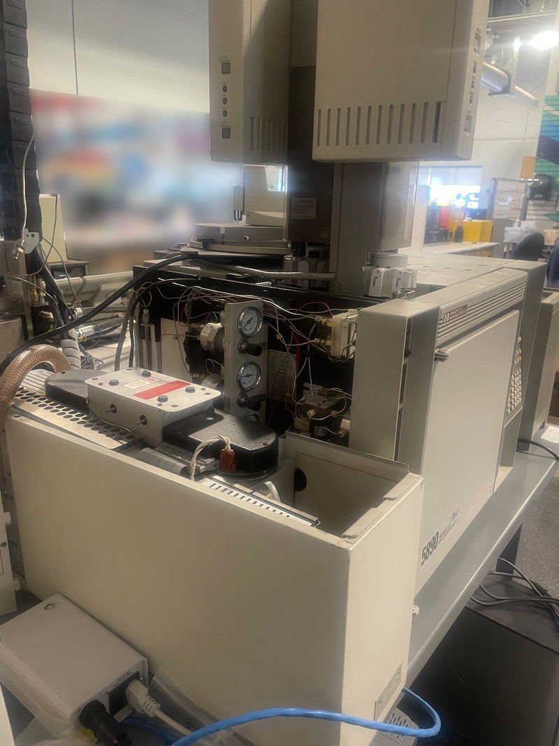 Agilent 5890 Gas Chromatography