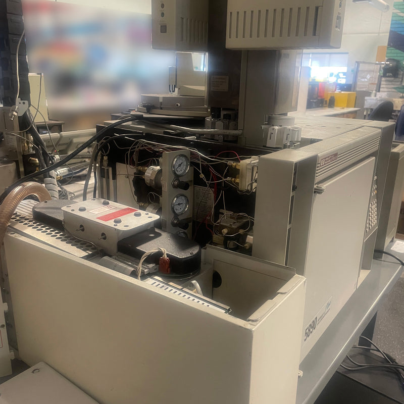 Agilent 5890 Gas Chromatography