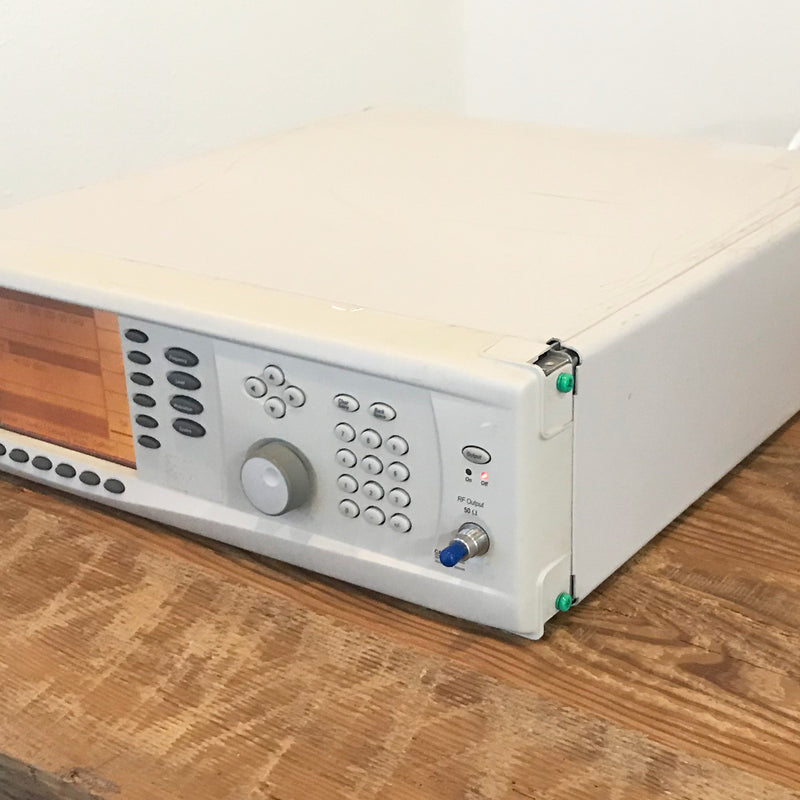 Anritsu MG 3692 A Analog Signal Generator
