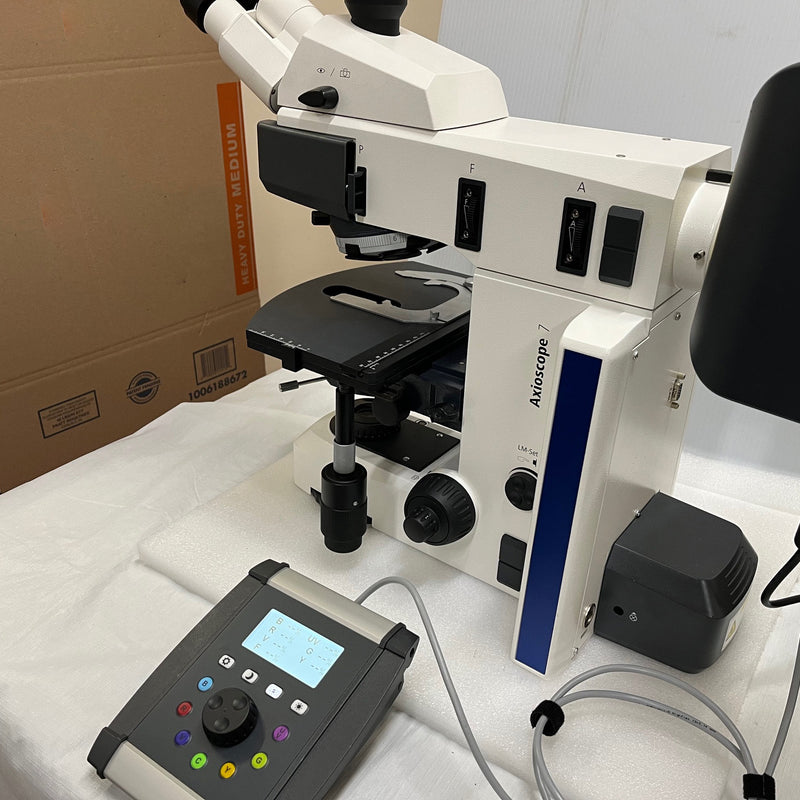 Zeiss Axioscope 7 Microscope