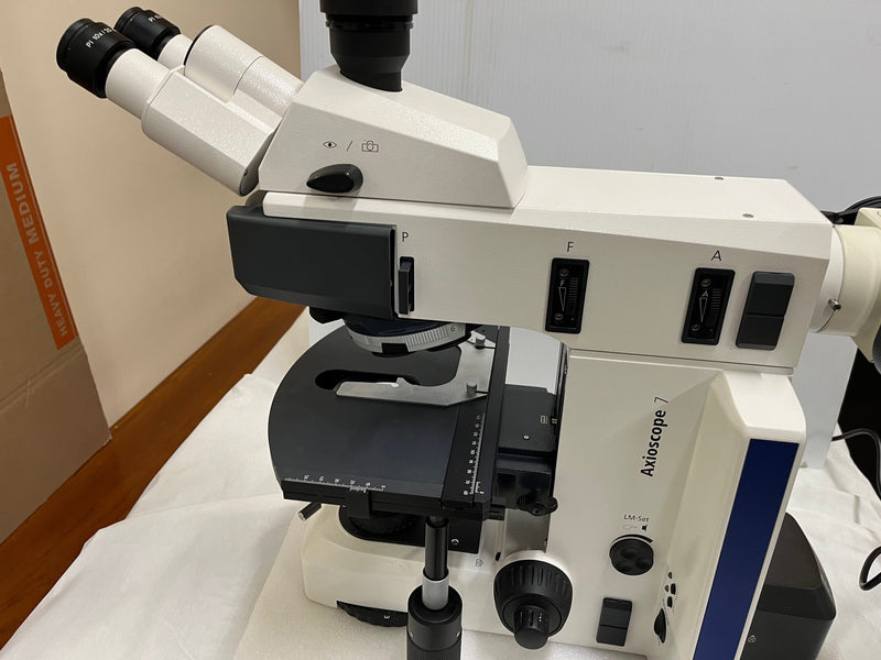 Zeiss Axioscope 7 Microscope