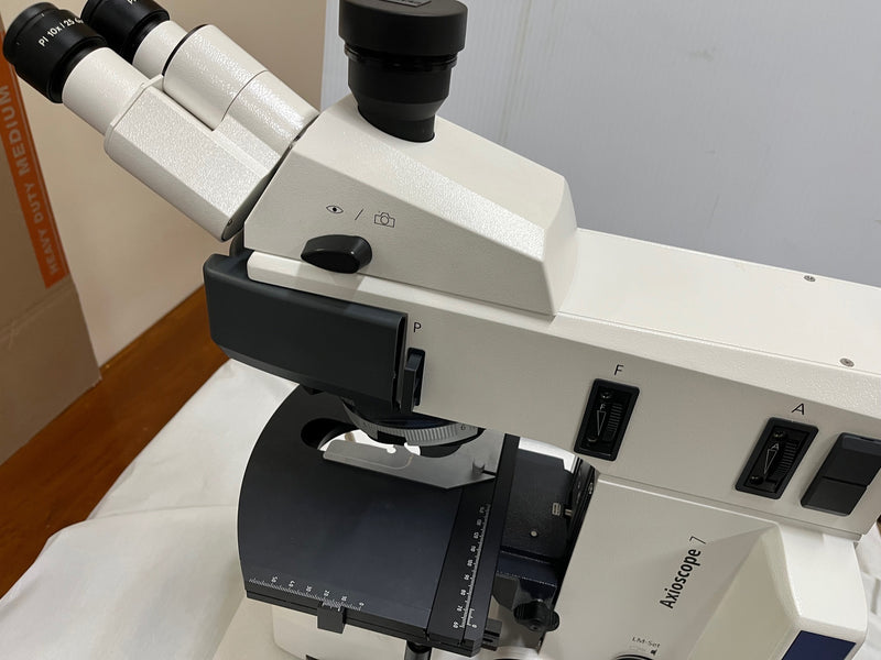 Zeiss Axioscope 7 Microscope