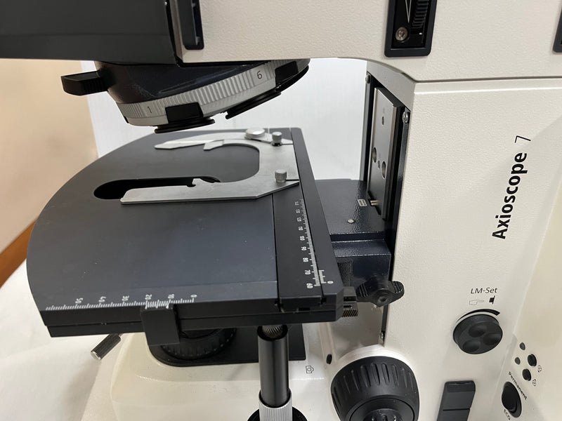 Zeiss Axioscope 7 Microscope