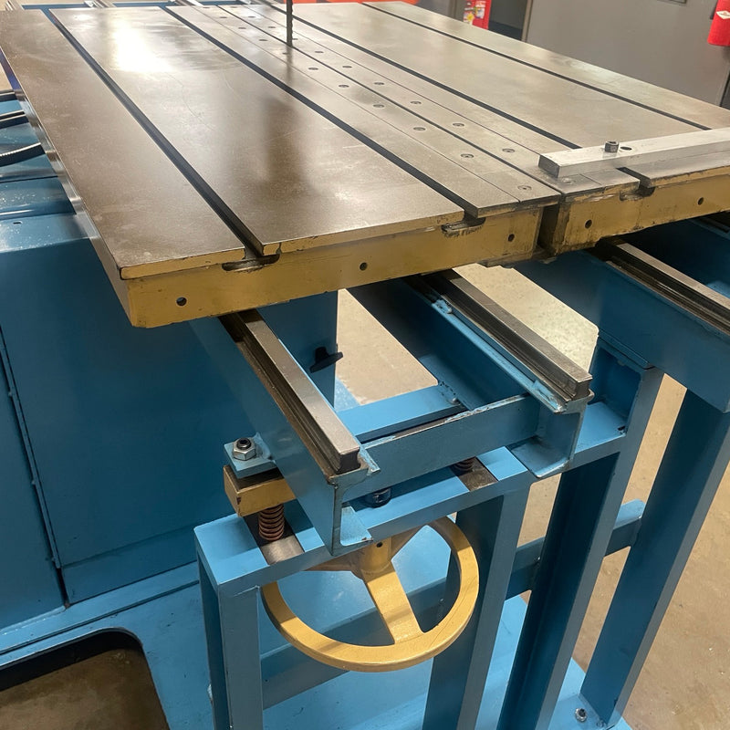 DoAll 2013 V 3 Vertical Contour Band Saw